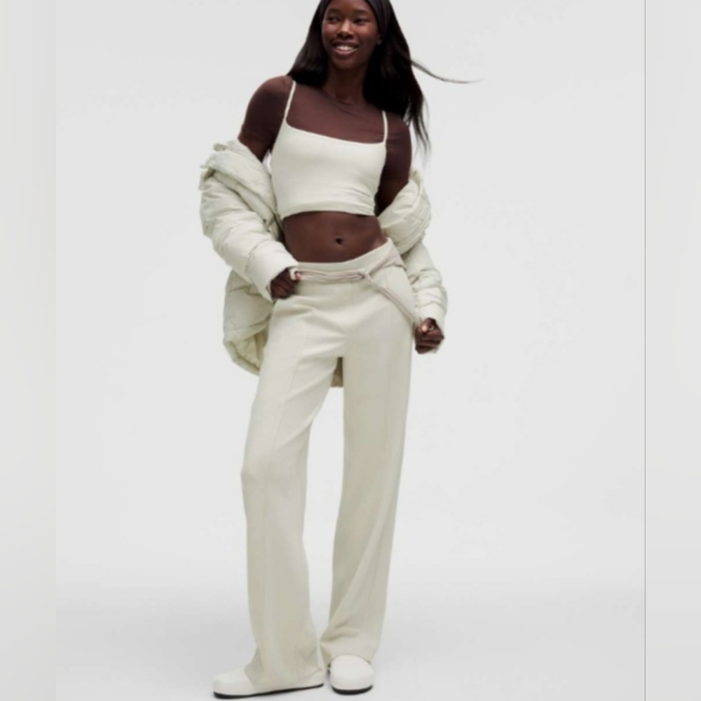 (NWOT)Lululemon Softstreme Pintuck Mid-Rise Pant *Regular